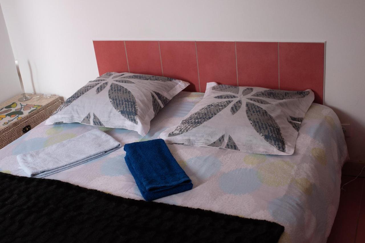 Bed and Breakfast Mon Saint Michel Ardevon Habitación foto