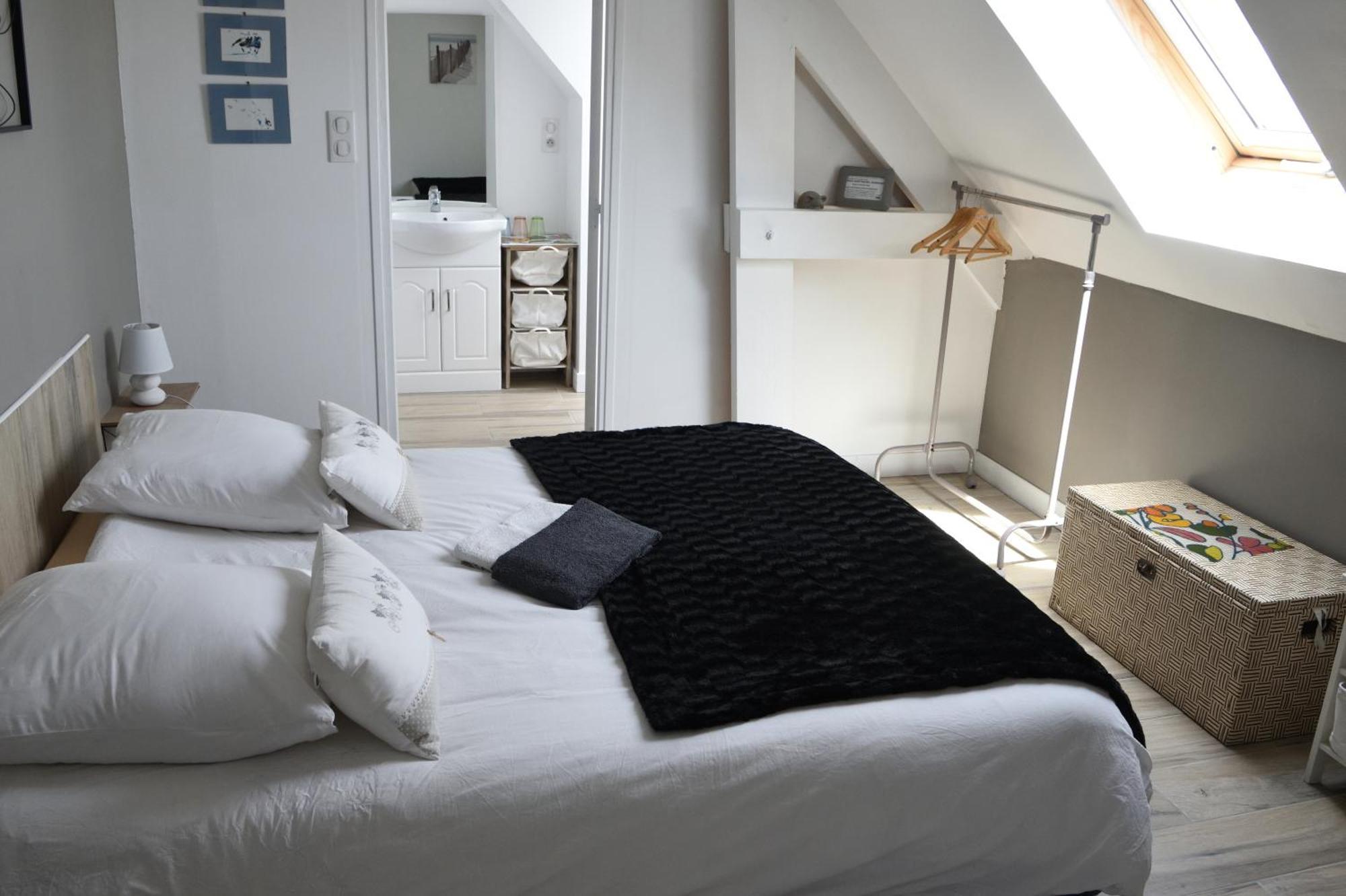 Bed and Breakfast Mon Saint Michel Ardevon Habitación foto